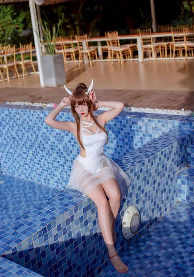 美丽的姑娘在线观看中文版_DVD免费观看电视剧