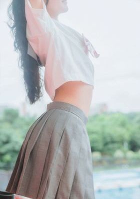 别打...嗯屁股啊撅高肿臀缝_高清免费HD高清完整电影